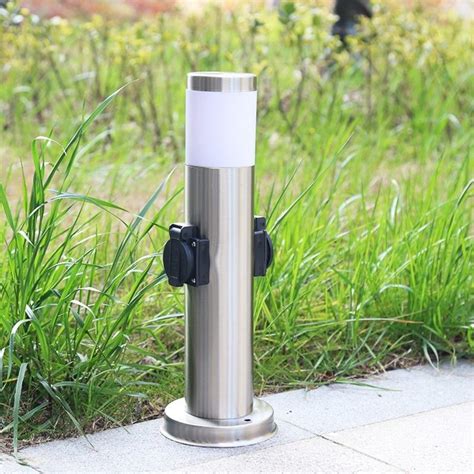 outdoor lamp post socket replacement|outdoor recessed lamp socket box.